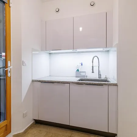 Marie -pool - Garden-close To -parking نيس