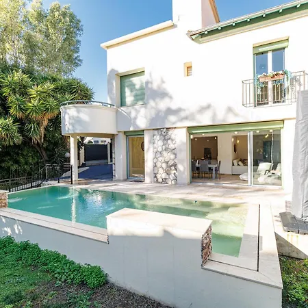 Marie -pool - Garden-close To -parking * Nice