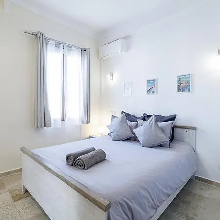 Marie -pool - Garden-close To -parking * ניס
